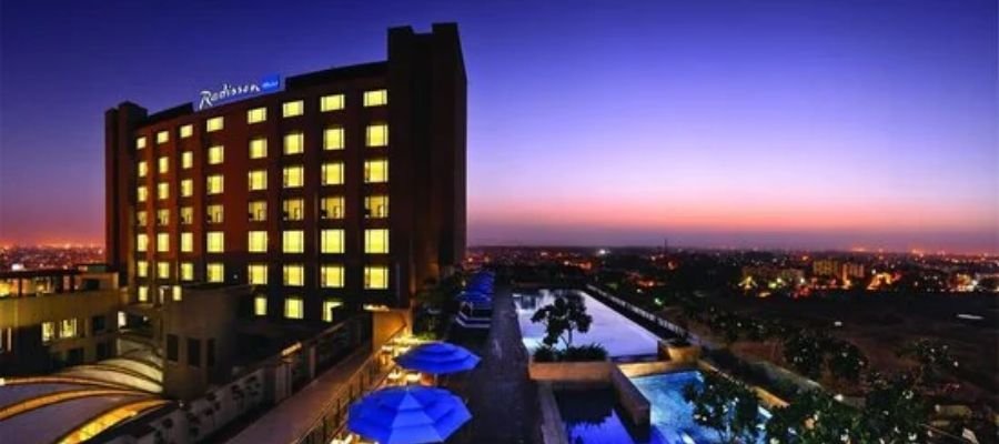 Radisson Blu Hotel Escorts Banner
